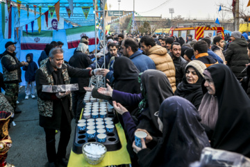 La célébration de la fête de Mi-Sha'ban à Karaj