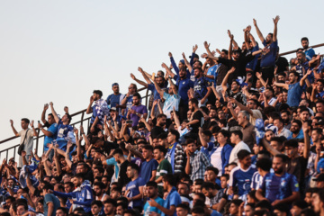 Premier League de Football iranien opposant Esteghlal et Persépolis, le mercredi 25 septembre 2024