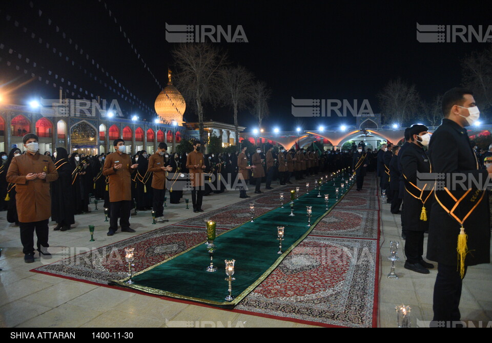 مراسم لاله گردانی شب شهادت احمد بن موسی (ع) در شیراز