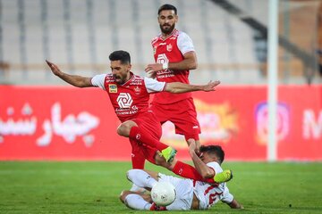 عالیشاه: حرف و حدیث‌ها به خاطر کمک به پرسپولیس بود