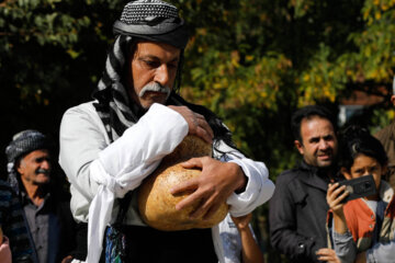 حریره اجرایی در بخش آئینی جشنواره تئاتر مریوان