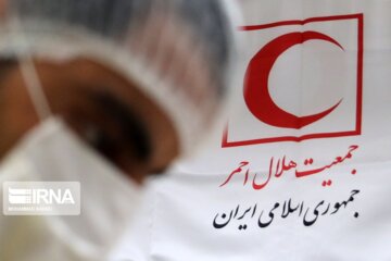 هلال احمر همدان مرکز واکسیناسیون کرونا راه اندازی می‌کند