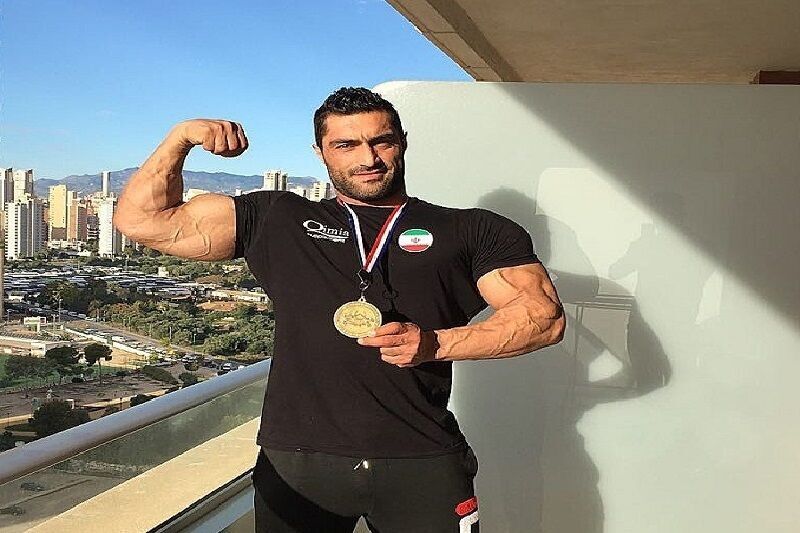 Iranian athlete wins gold medal in world classic physique competitions