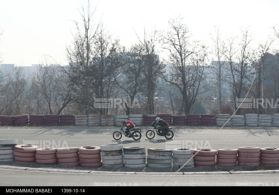 مسابقات موتورسواری سرعت دستجات آزاد کشور