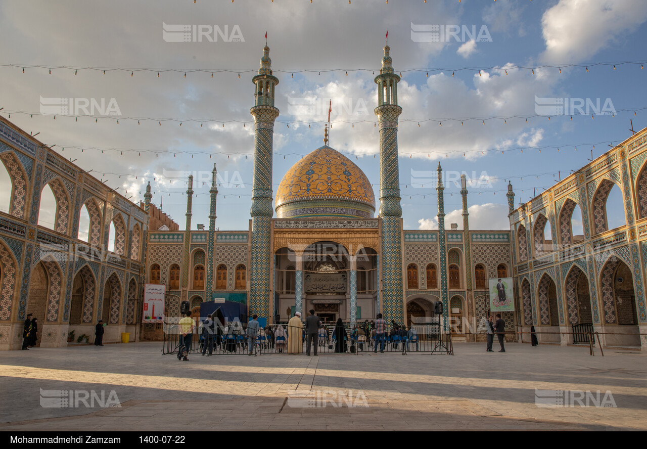 رونمایی از جدیدترین سنگ مزار سهراب سپهری