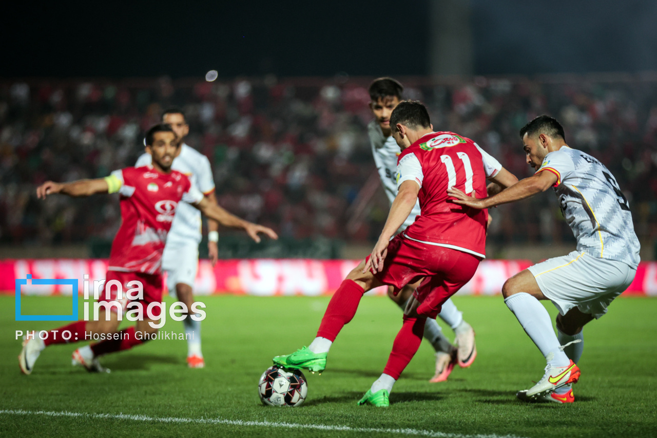 لیگ برتر فوتبال- پرسپولیس و فولاد خوزستان