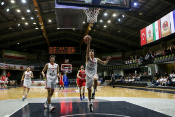 U-18 basketball match between Iran and Turkiye