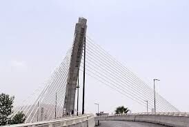 پل کابلی آستانه سال آینده بهره برداری می شود