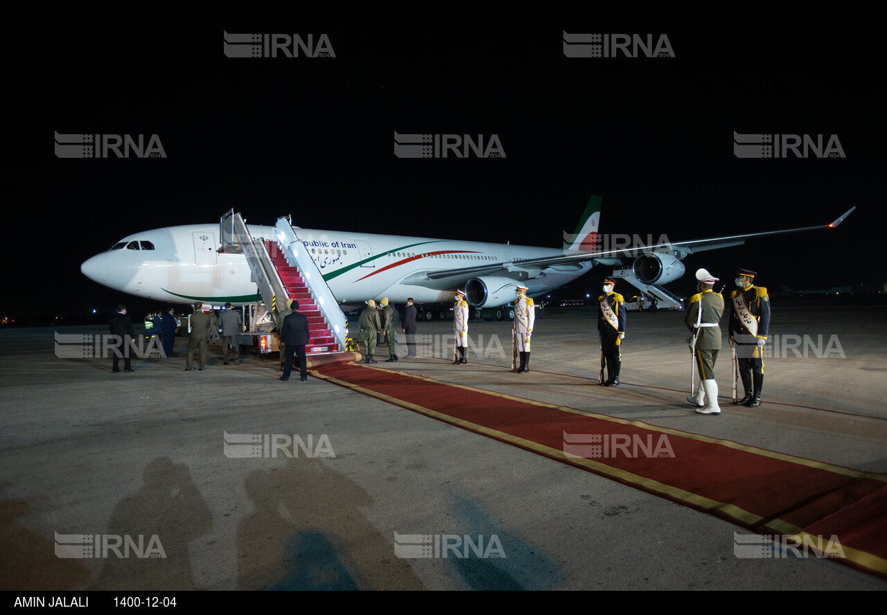 بازگشت رییس جمهور از قطر