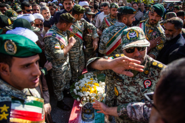 تشییع پیکر شهید «سجاد منصوری» در کرمانشاه