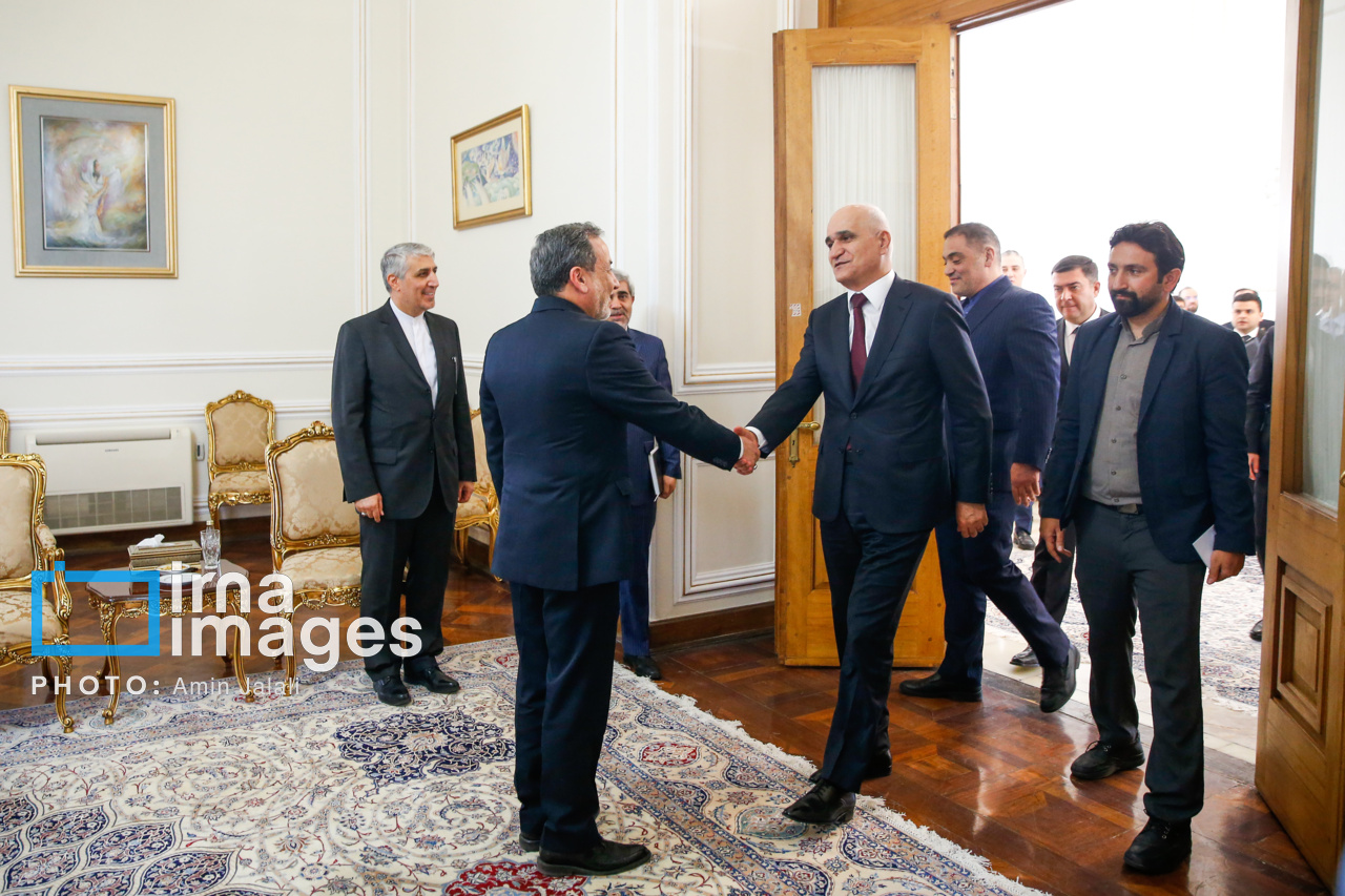 دیدار معاون نخست وزیر جمهوری آذربایجان با وزیر امور خارجه کشورمان