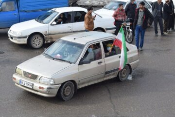 راهپیمایی خودرویی ۲۲ بهمن در میاندوآب