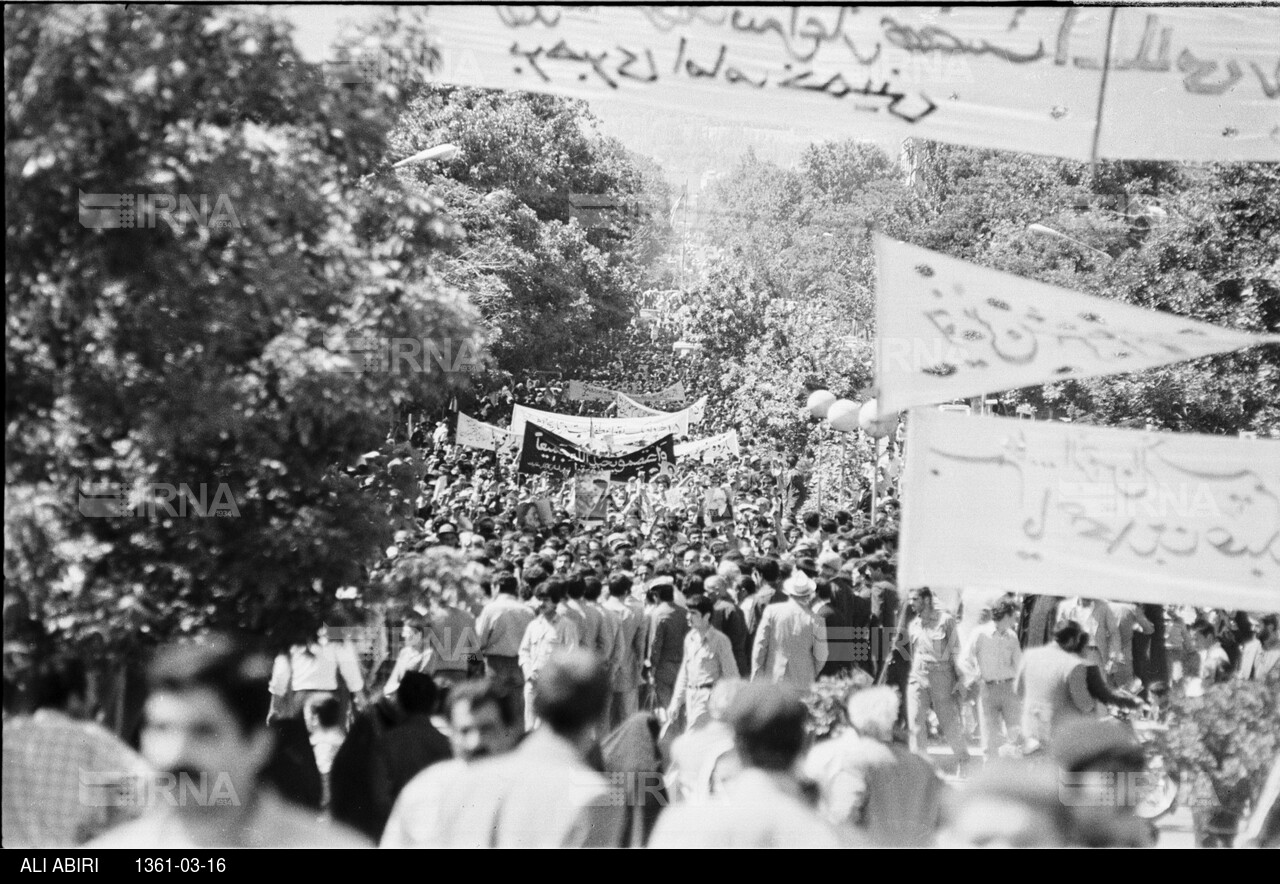 راهپیمایی به مناسبت سالگرد قیام ۱۵ خرداد ۴۲ در همدان