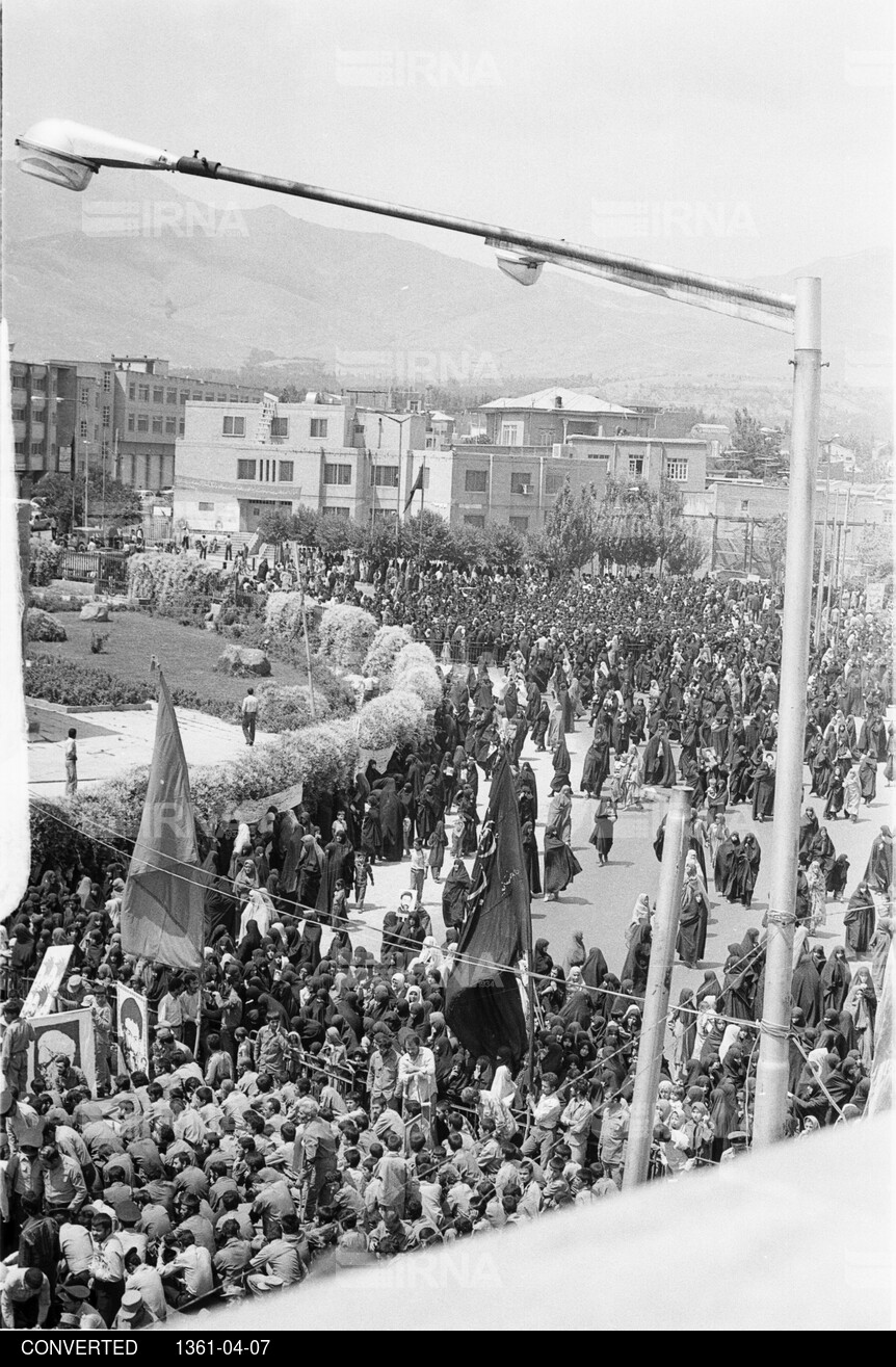 مراسم بزرگداشت حادثه 7 تیر و راهپیمایی در همدان