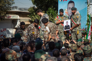 Agression israélienne contre l’Iran : un dernier hommage poignant au martyr Sajjad Mansouri à Kermanshah