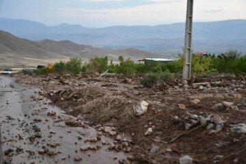 امداد رسانی به روستای سیل زده " هاسون" در ماکو