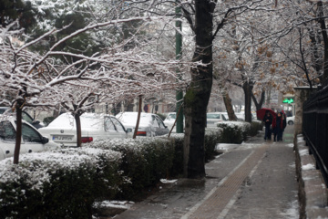 Les images des chutes de neige à Qazvin