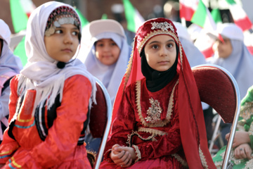 Comenzado el nuevo año escolar en Irán