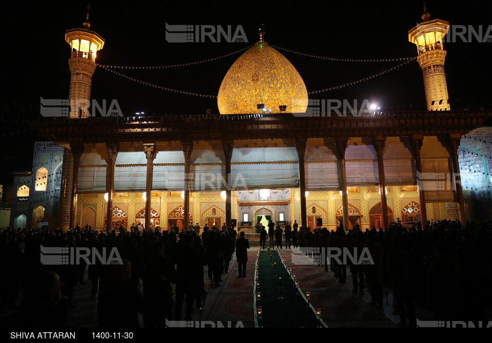 مراسم لاله گردانی شب شهادت احمد بن موسی (ع) در شیراز