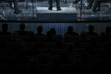 L'orchestre de chambre de Saint-Pétersbourg se produit à Téhéran 