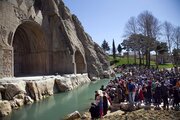 چشمه‌ آب، طاق‌بستان را تهدید نمی‌کند