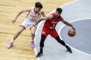 U-18 basketball match between Iran and Turkiye