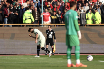 لیگ برتر فوتبال - پرسپولیس و تراکتور