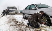 امدادرسانی به مسافران در برف مانده تربت حیدریه آغاز شد