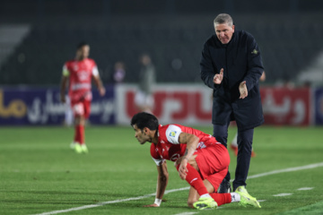 لیگ برتر فوتبال - پرسپولیس و نساجی