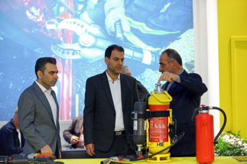 Une exposition des sapeurs-pompiers au sud de l’Iran