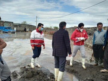 جاری شدن سیل در روستای "بری" در ماکو