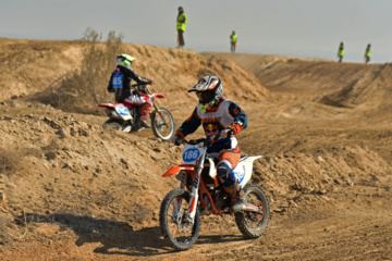 Iran : 5e manche du championnat de motocross féminin