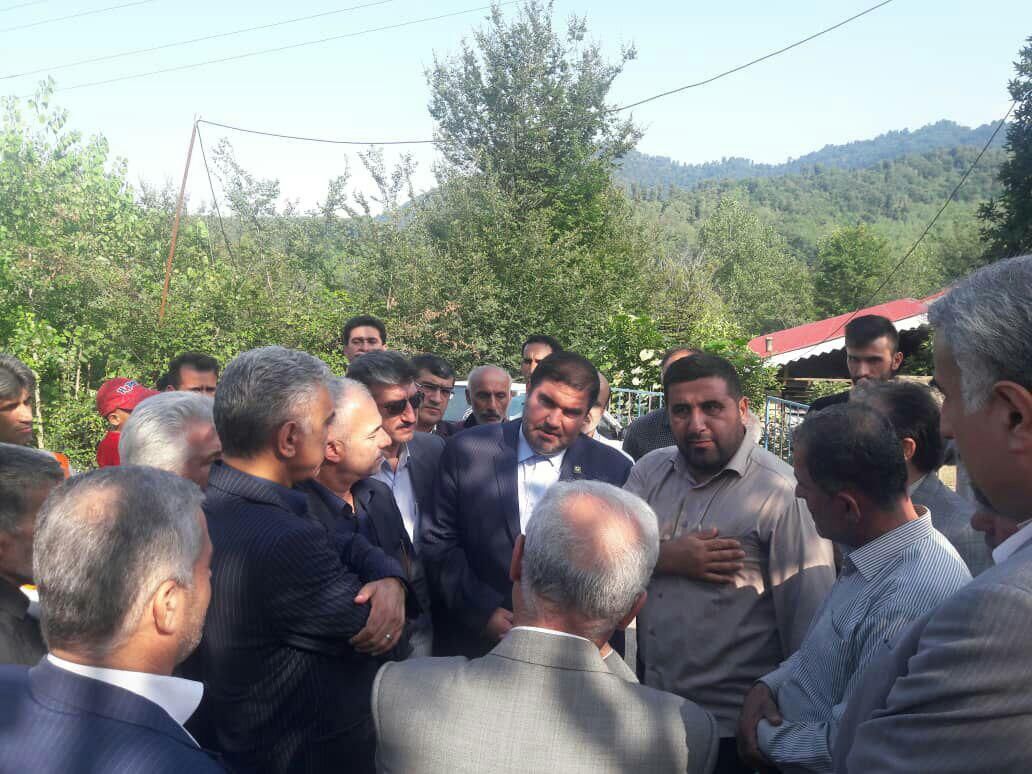 خانوارهای باقی‌مانده در روستای تنیان، به مناطق امن انتقال یابند