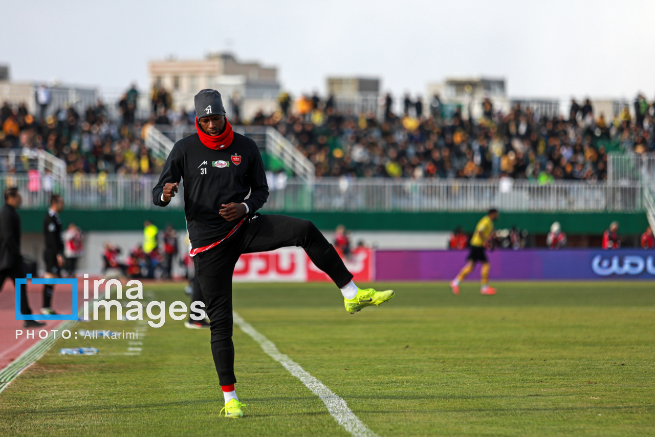 سوپرجام فوتبال - سپاهان و پرسپولیس