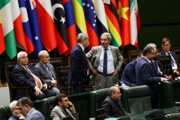 Revivez en image, le cérémonie d’investiture de Masoud Pezeshkian, 9e président de l'Iran