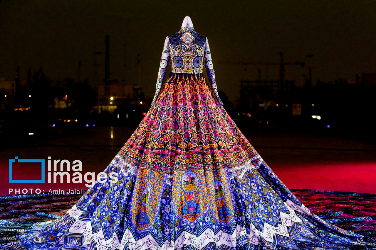 «جشنواره هنر ایران زمین» در برج آزادی