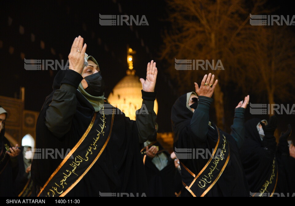 مراسم لاله گردانی شب شهادت احمد بن موسی (ع) در شیراز