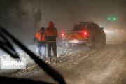 بارش سنگین برف جاده کیاسر و سوادکوه را مسدود کرد