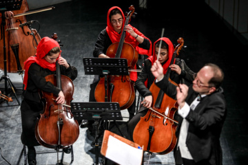 40-cı Fəcr Beynəlxalq Musiqi Festivalı - 6-cı gün
