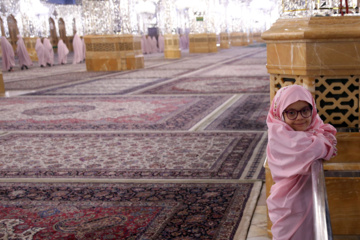 Iran : La « fête des anges » au sanctuaire de l'Imam Reza (P)