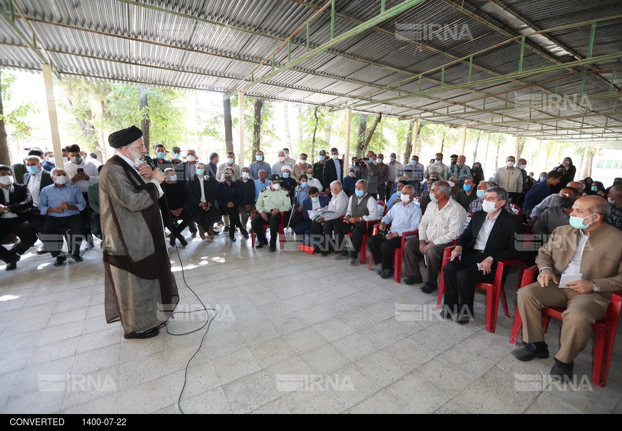 سفر رئیس جمهوری به استان فارس - بازدید از روستای کناره