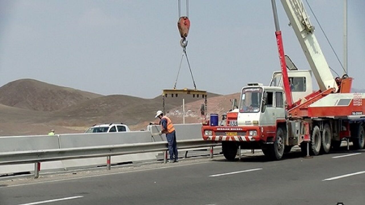 جاده همدان - سنندج نیازمند جداکننده است