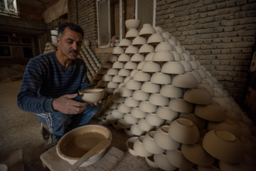 لالجین عاصمة الفخار في إيران 