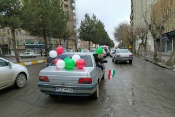 راهپیمایی خودرویی ۲۲ بهمن در میاندوآب