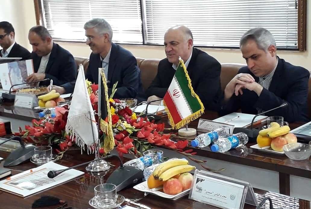 ایران و افغانستان برای احداث خط انتقال برق زرنج به توافق رسیدند