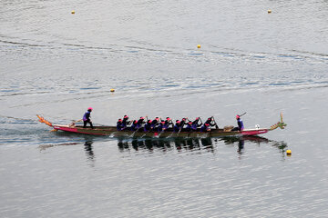 Liga Premier de Barco Dragón y Kayak Polo femenino