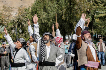 حریره اجرایی در بخش آئینی جشنواره تئاتر مریوان