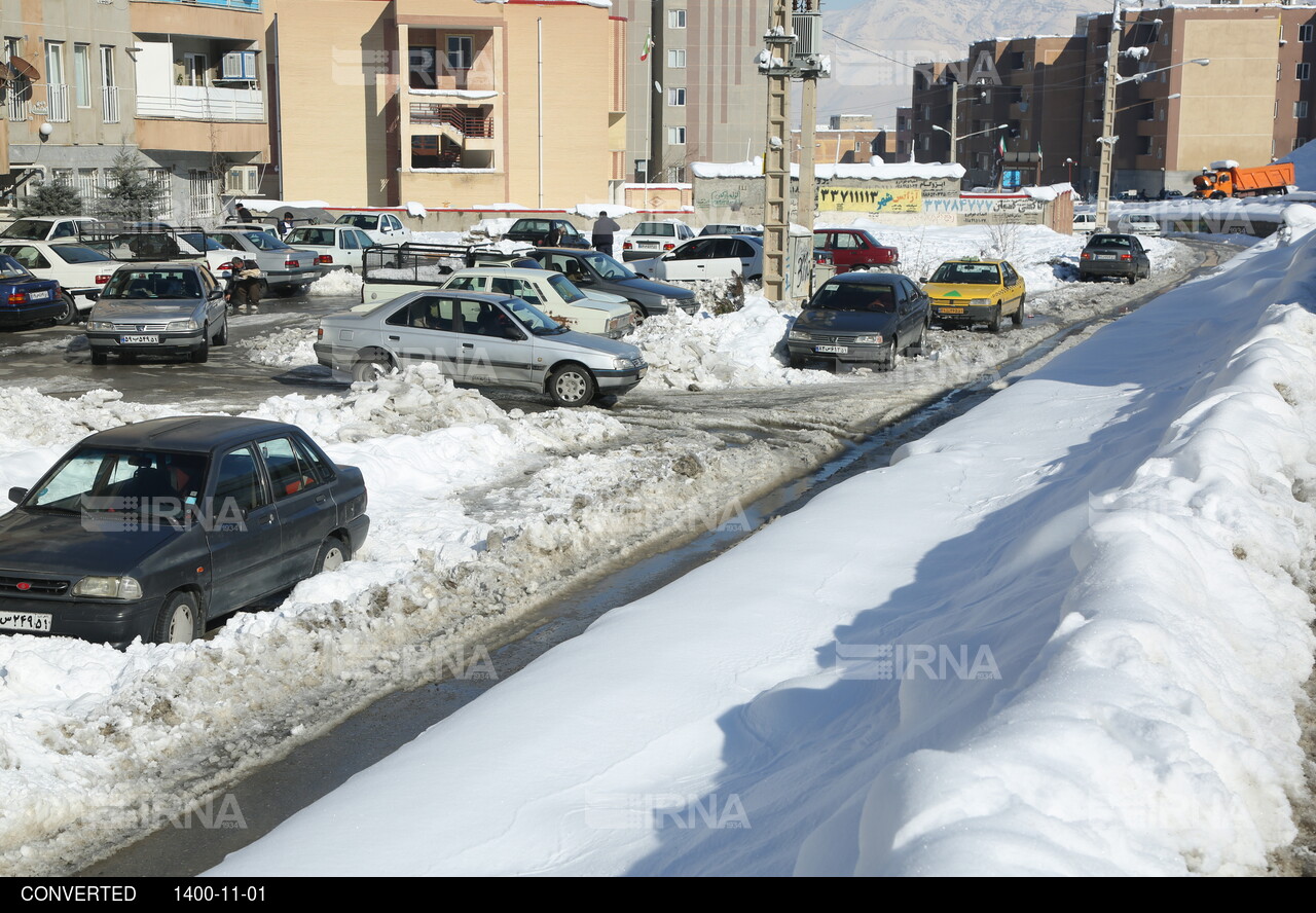 بارش برف و یخبندان در شهر سنندج