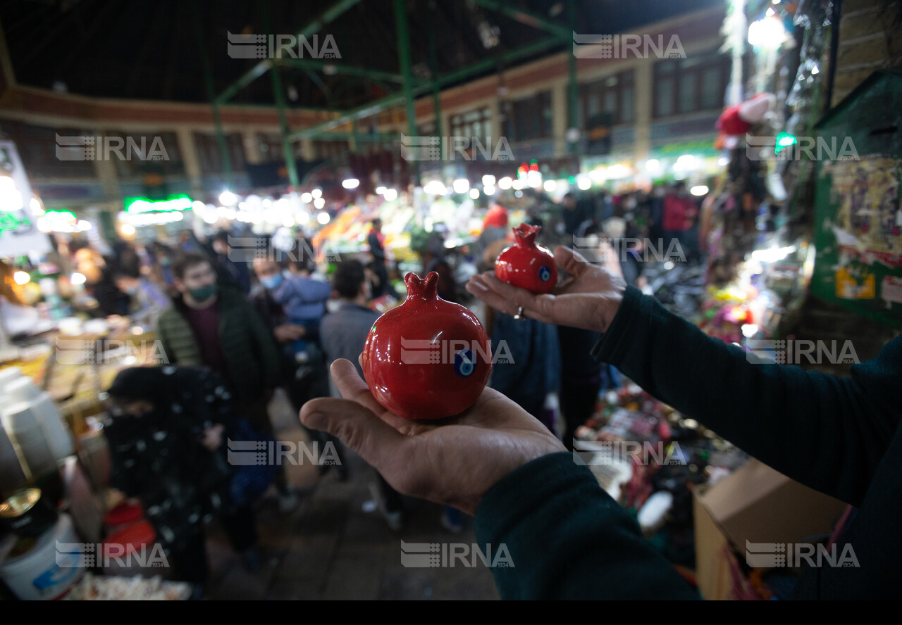 خرید شب یلدا در بازار تجریش