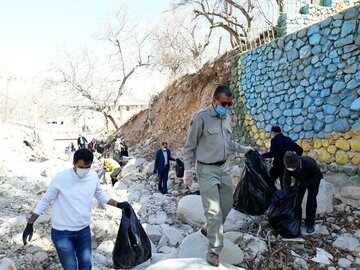 جمع آوری زباله ده بالا تفت